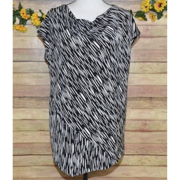 Chico's Travelers Black & White Scoop Neck Cap Sleeve Blouse Top Size 3 XL 16 - Picture 1 of 10